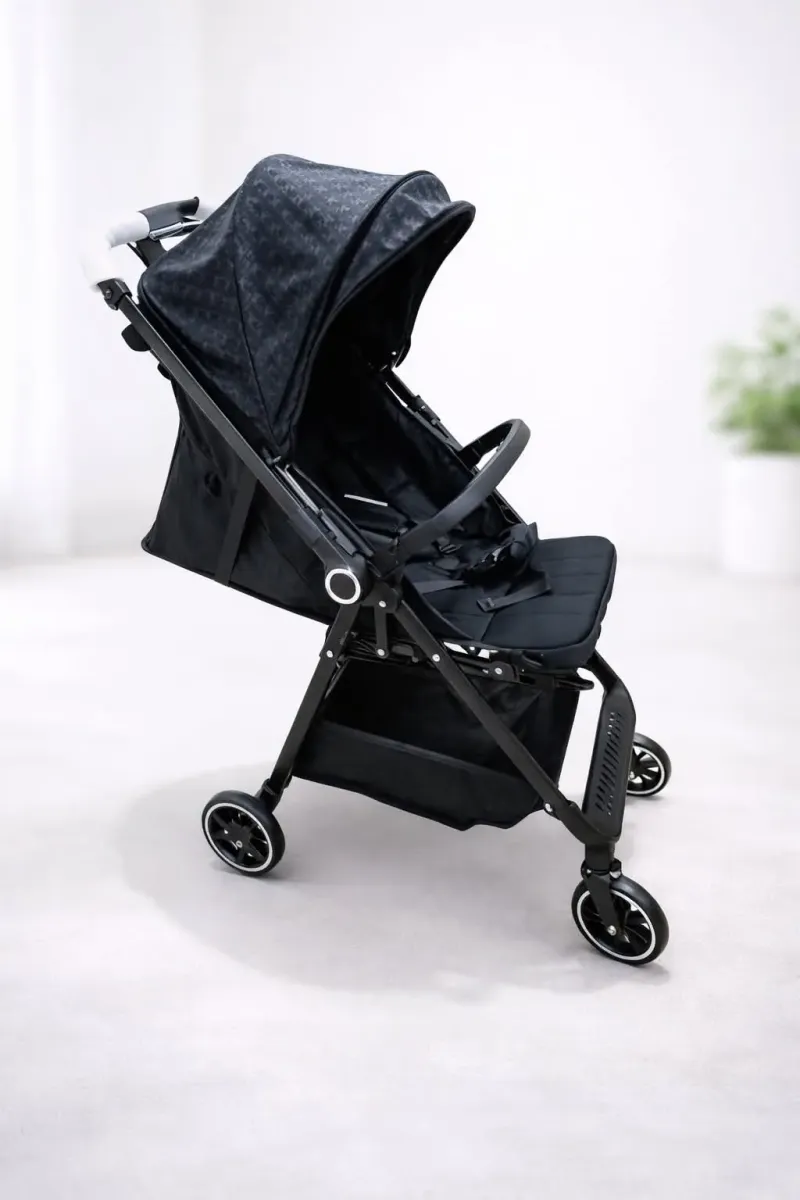 Pousette noir , gris , beige