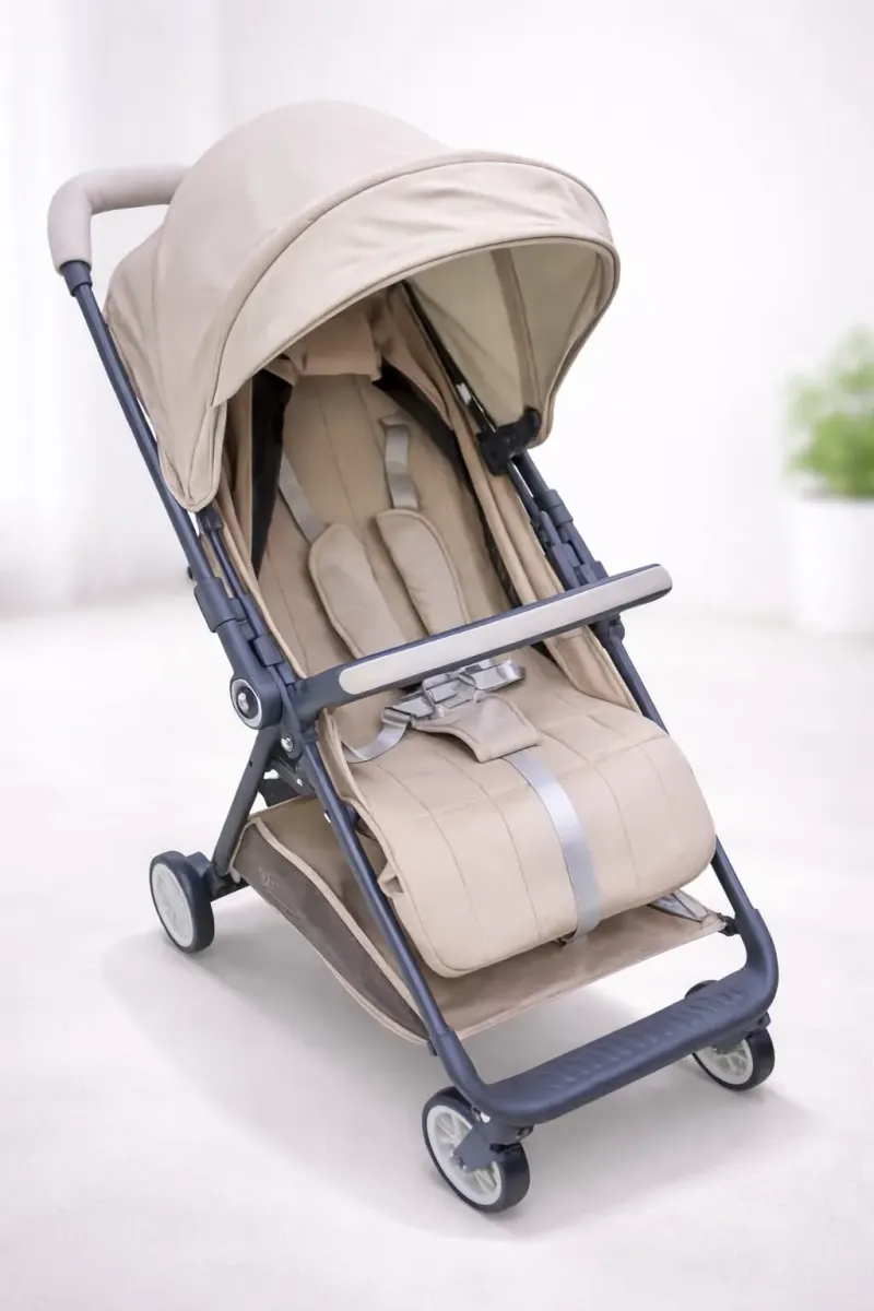 Pousette noir , gris , beige