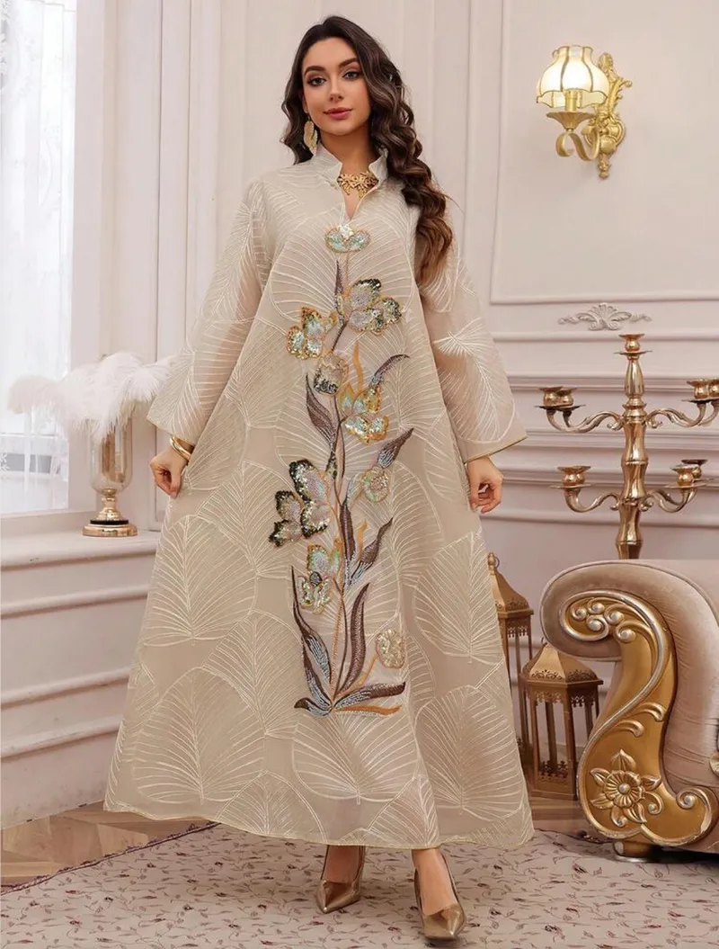 Robe de luxe pour femmes avec broderie de paillettes