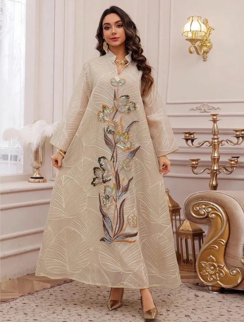 Robe de luxe pour femmes avec broderie de paillettes