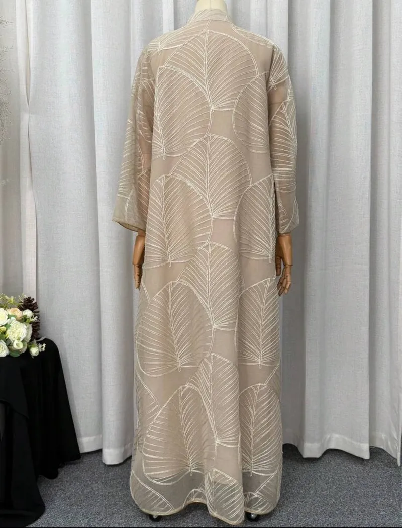 Robe de luxe pour femmes avec broderie de paillettes