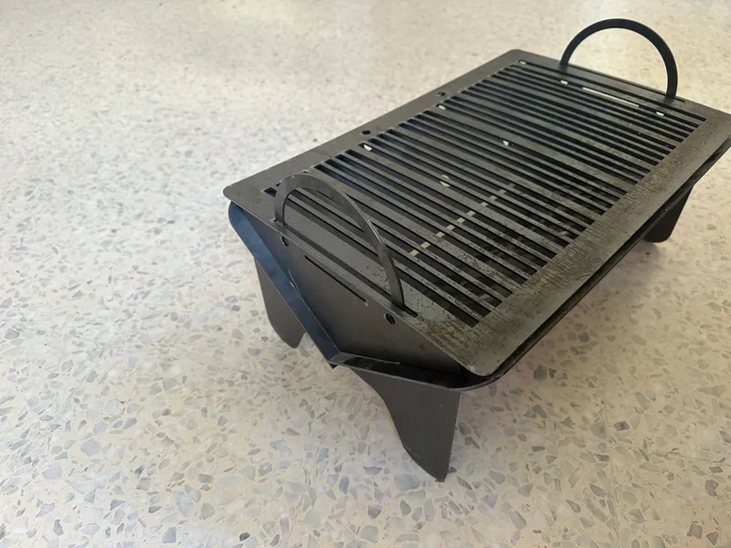 Barbecue démontable en acier