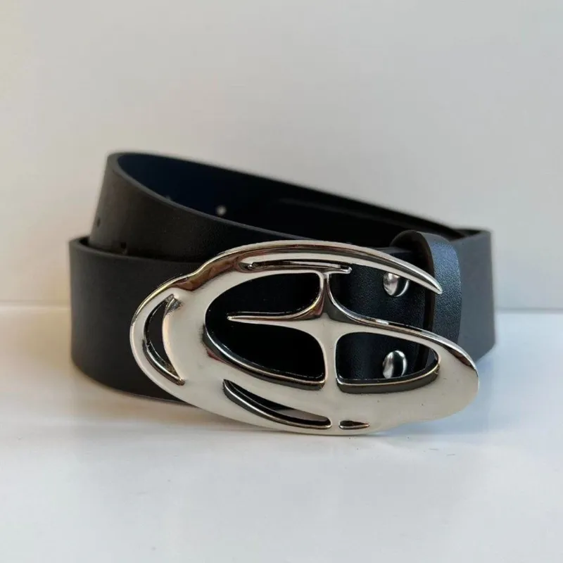 Y2K belt