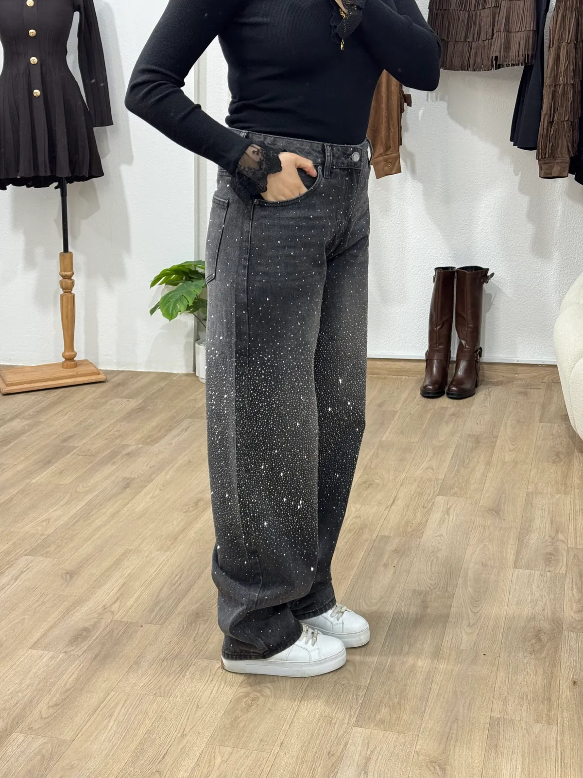 Shiny Barrel Jeans