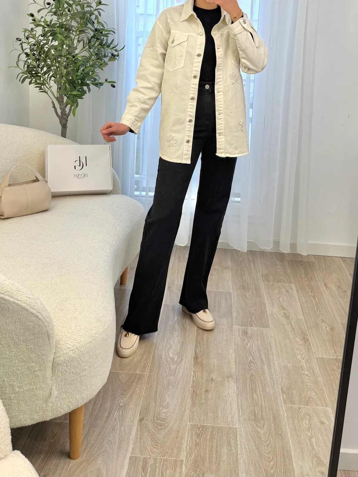 Surchemise denim écru brodée