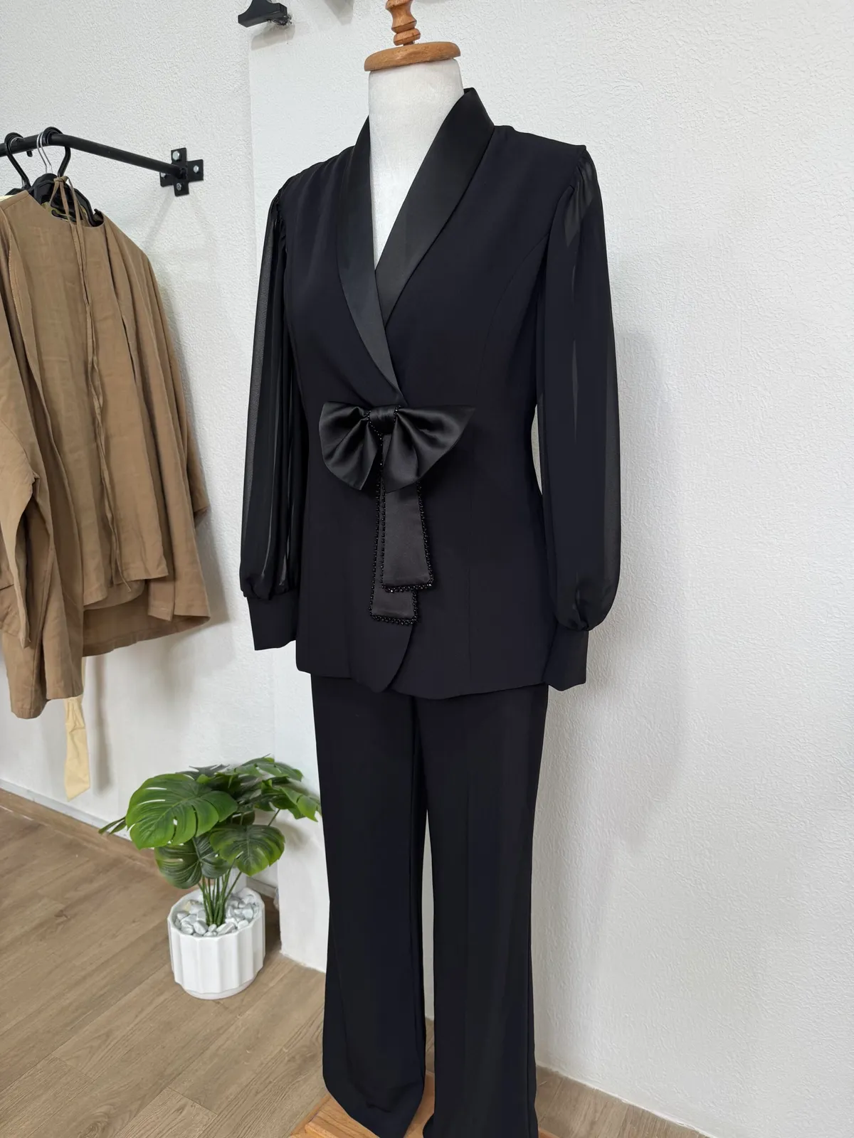 Ensemble Noir Raffiné