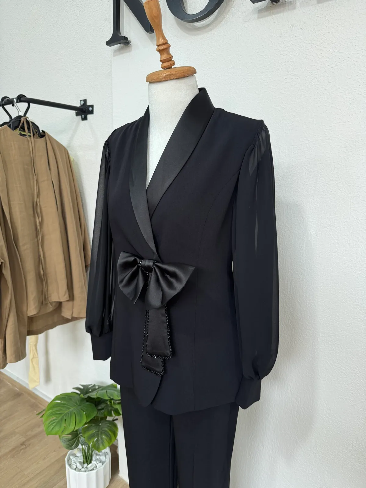 Ensemble Noir Raffiné