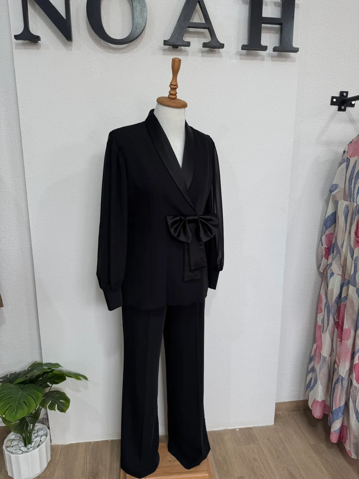 Ensemble Noir Raffiné
