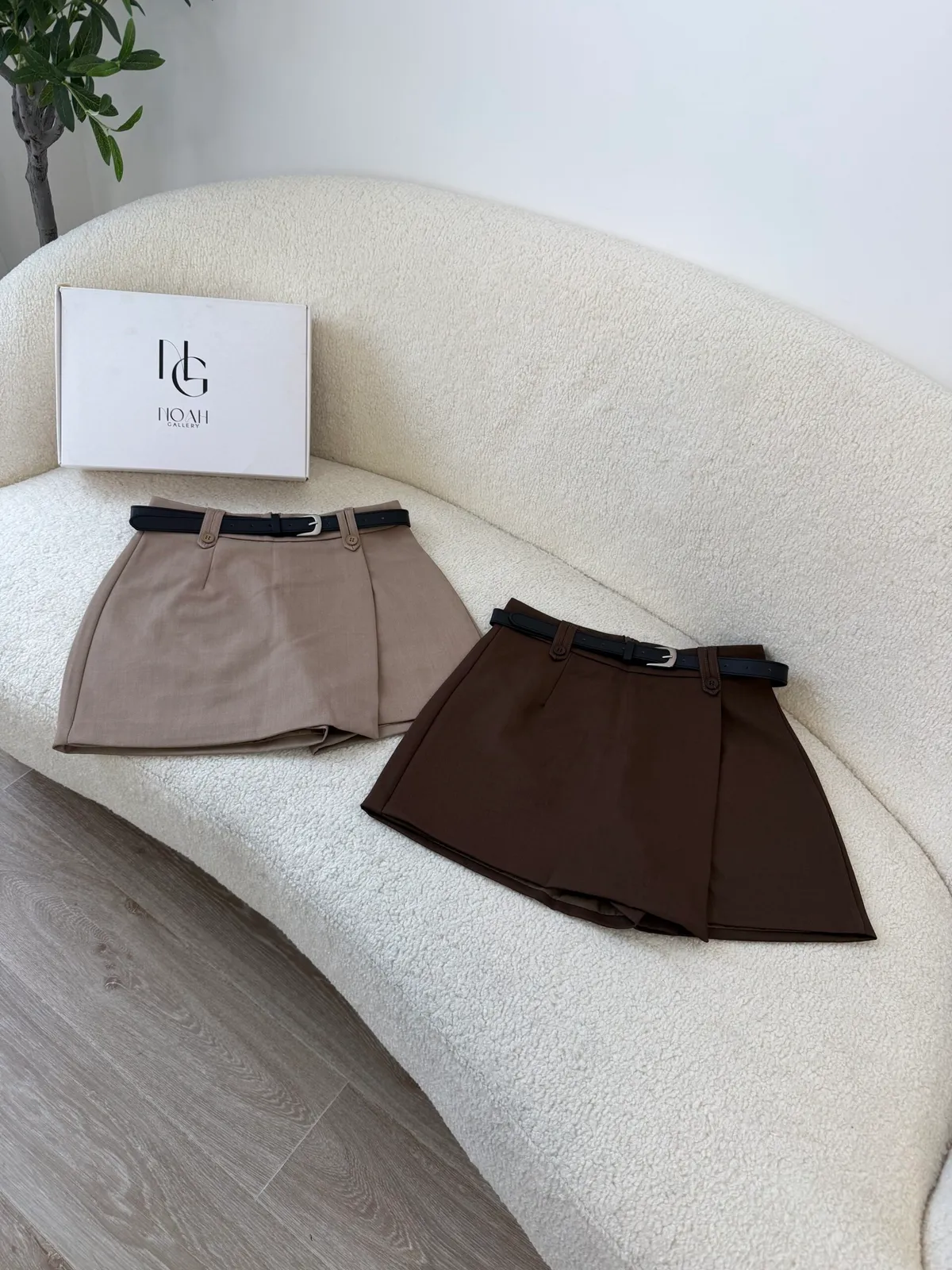Short Tailleur Chic Ceinturé