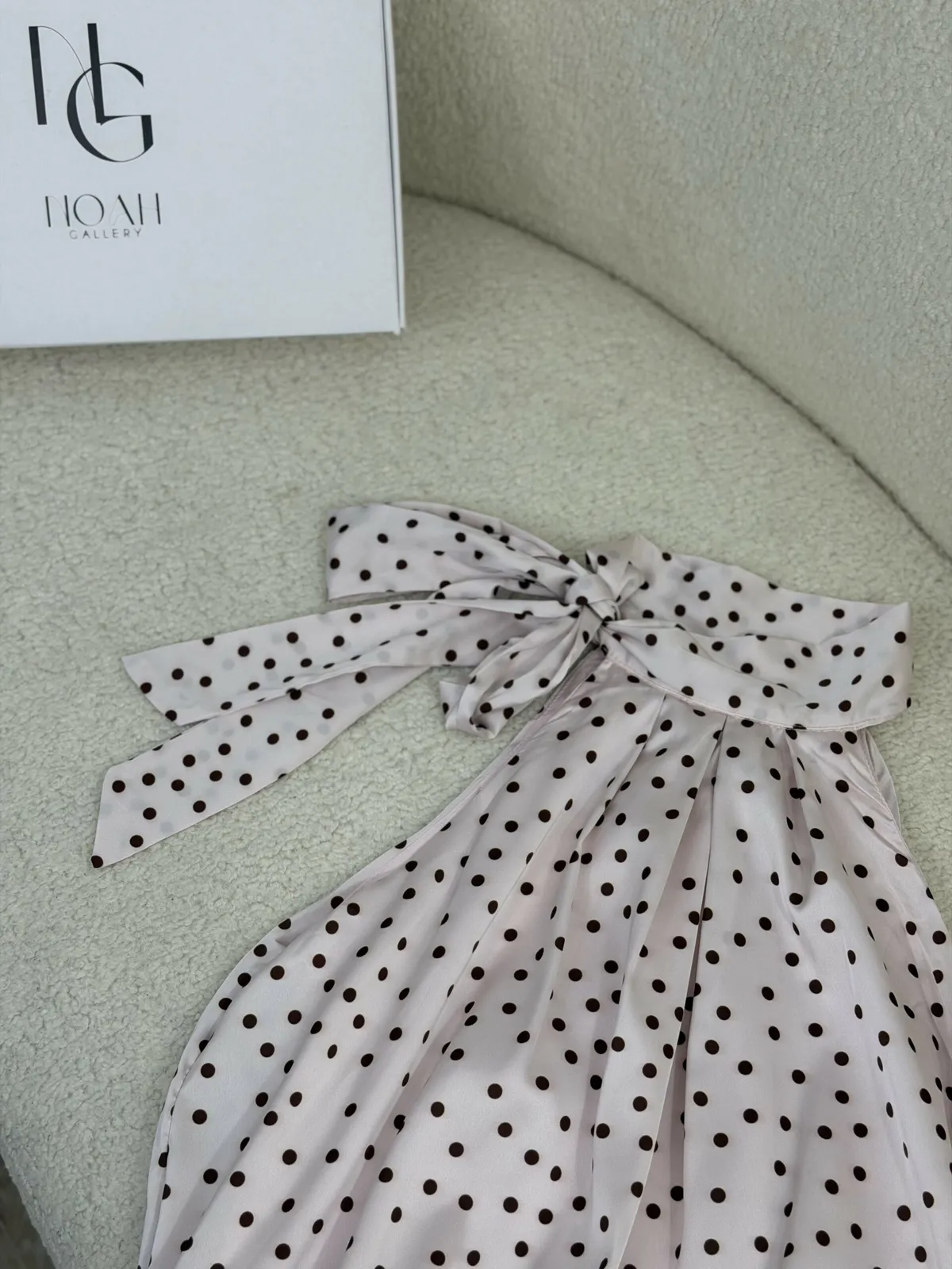 Top Luna Pois