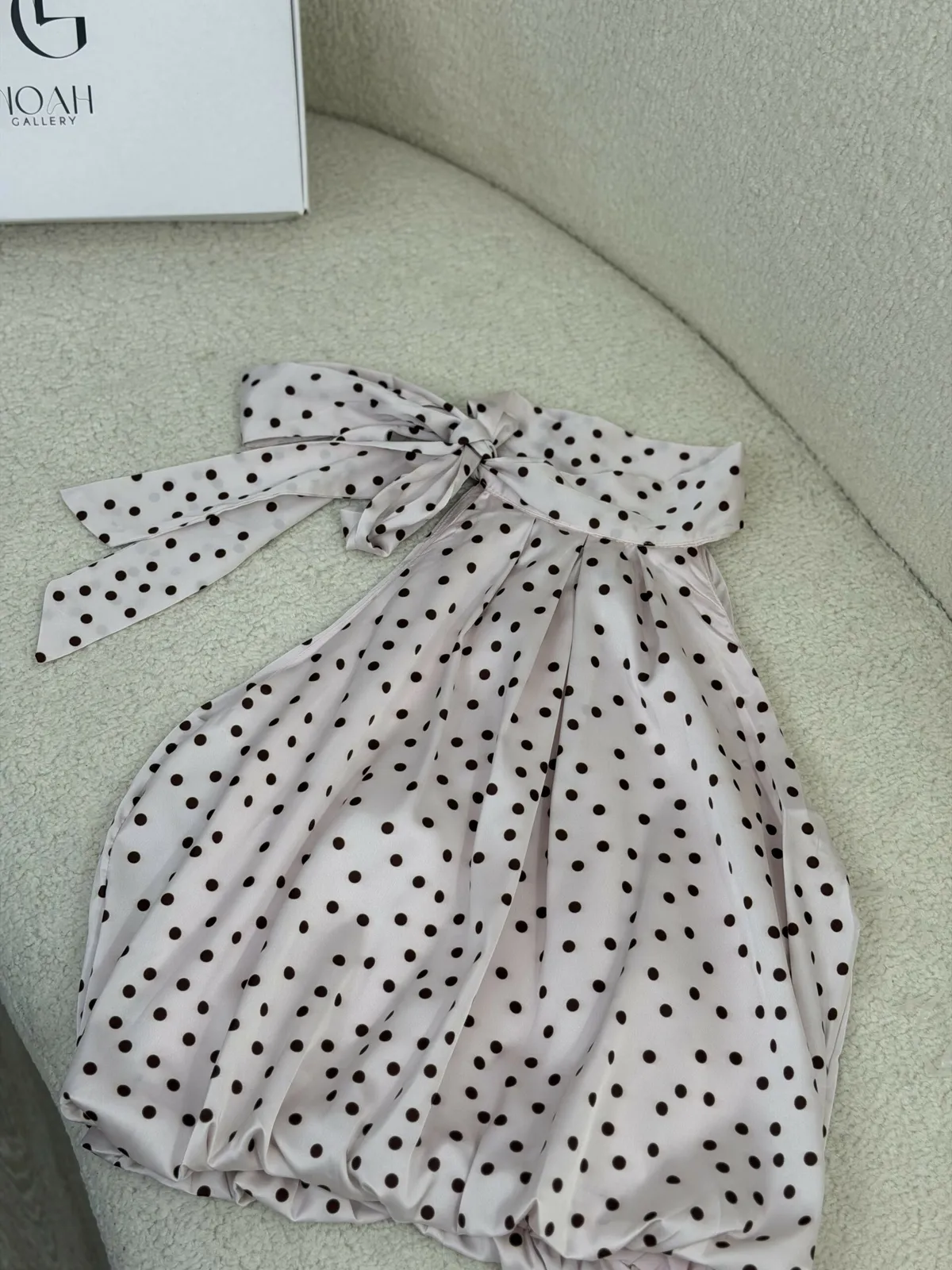 Top Luna Pois