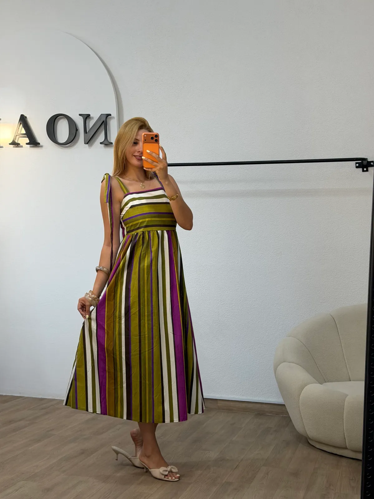 Robe Maya