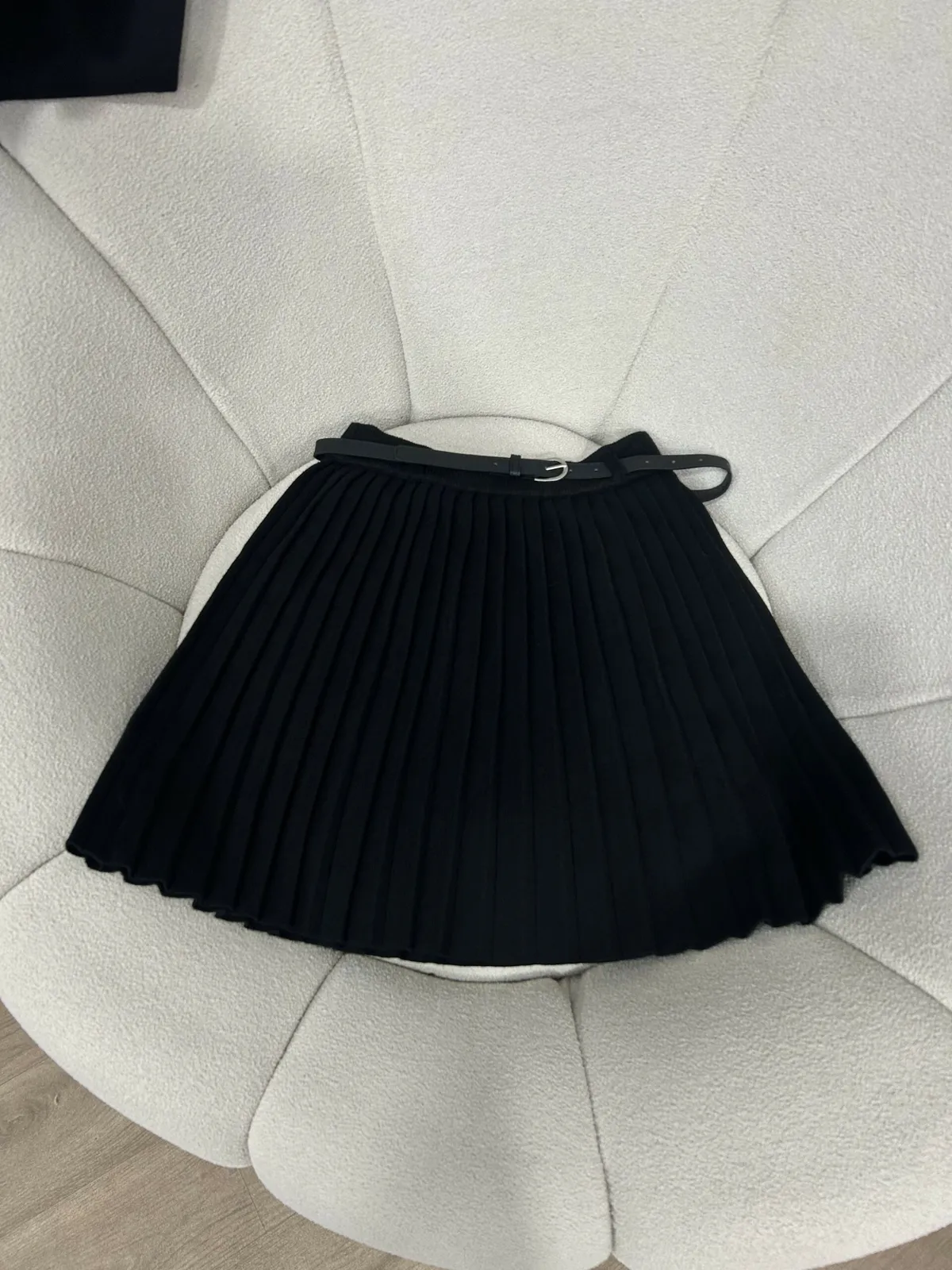 Jupe Noir Plissé Chic