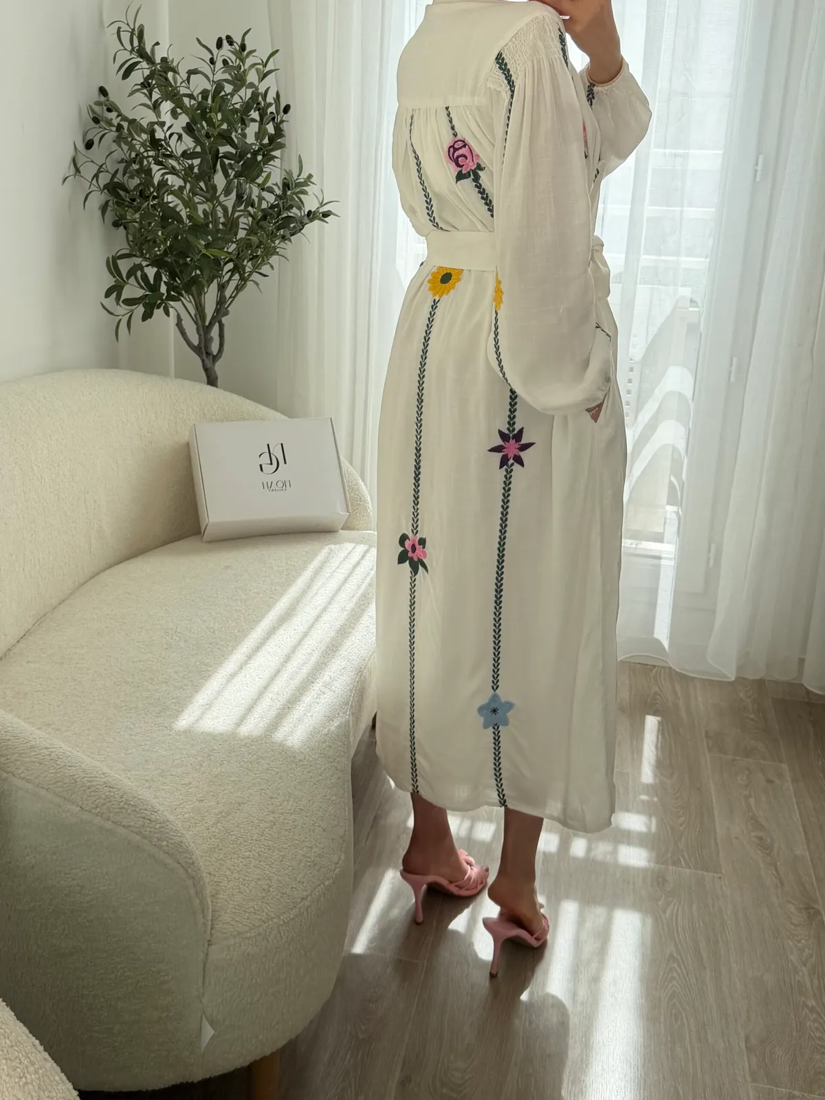 Robe Florale Brodée