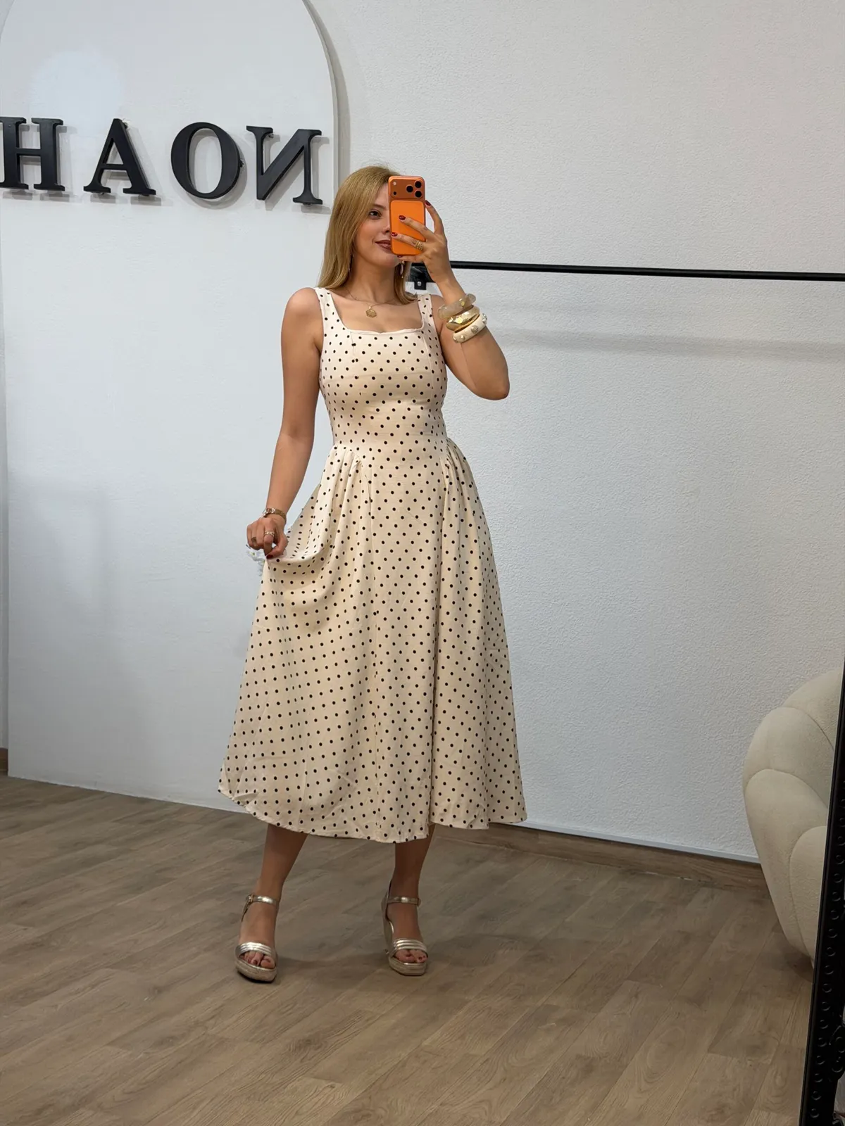 Robe Pois Élégance