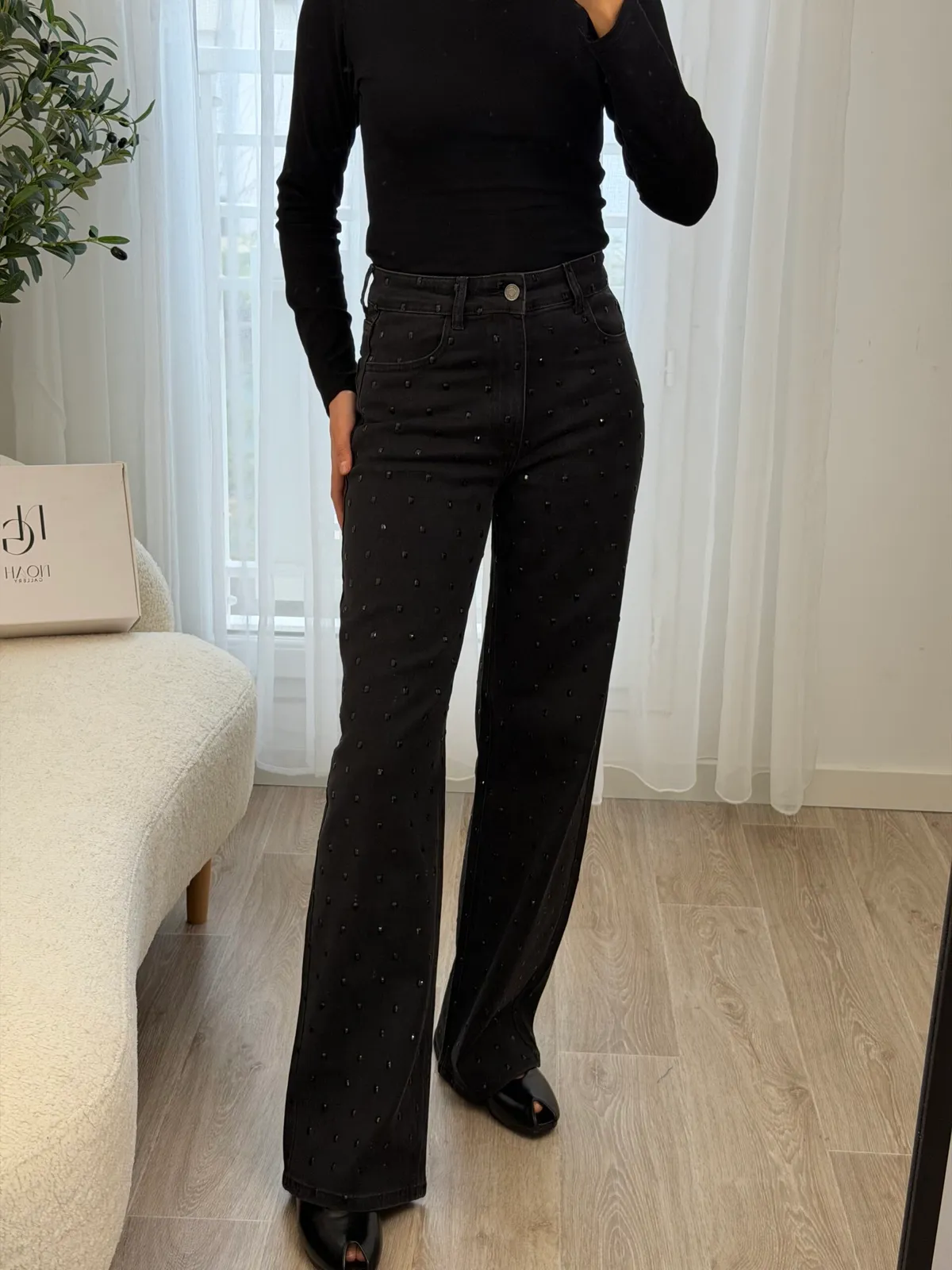 Jean Black Crystal