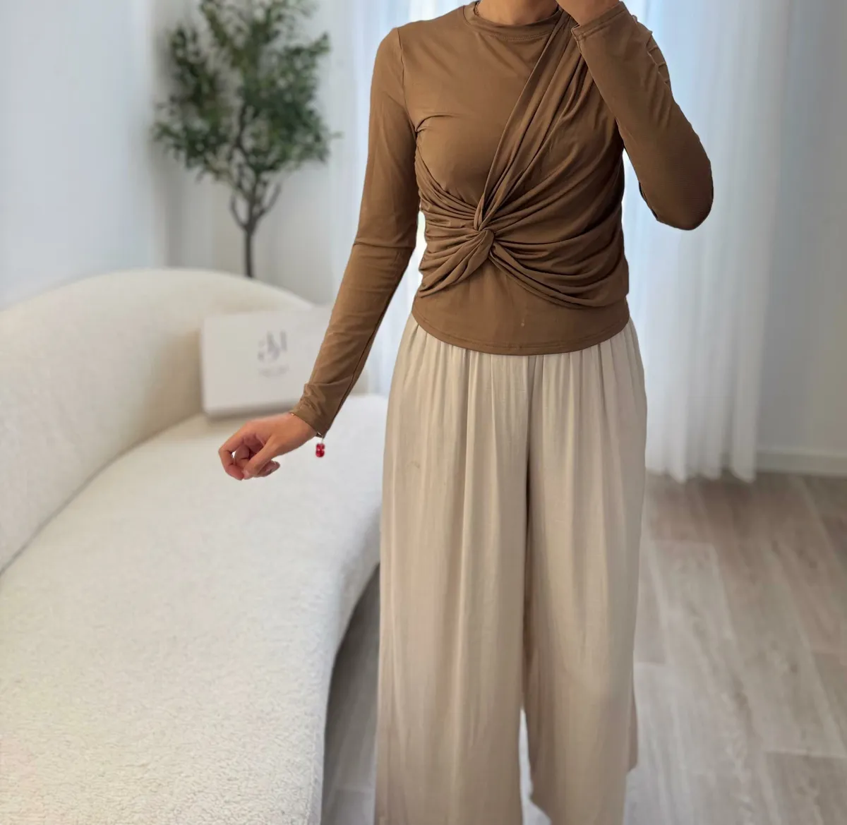 Top croisé élégant