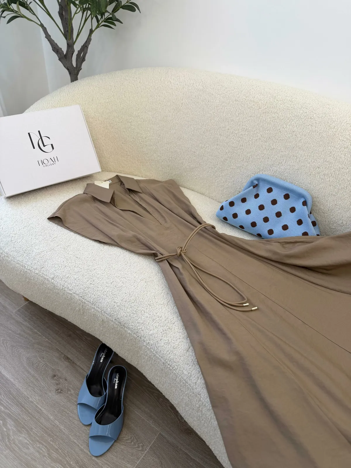 Robe Golden Beige