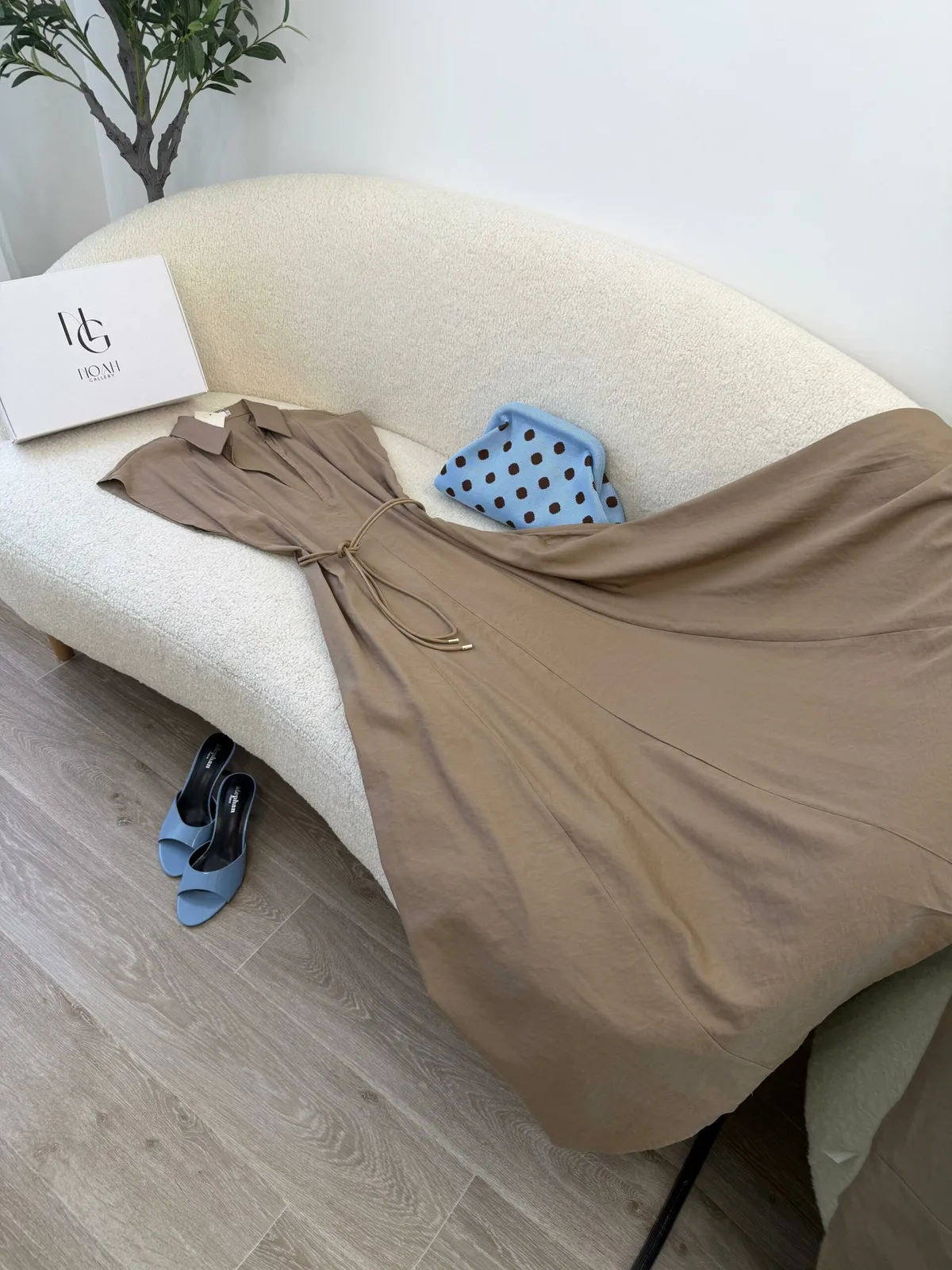Robe Golden Beige