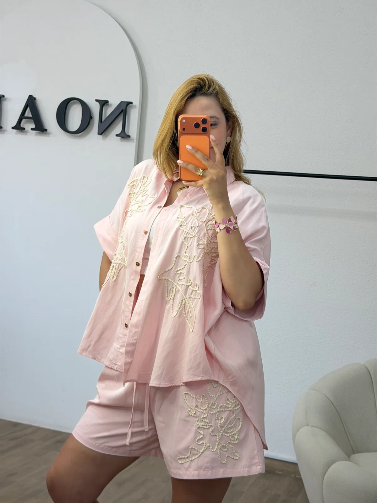 Ensemble Rosé Brodé