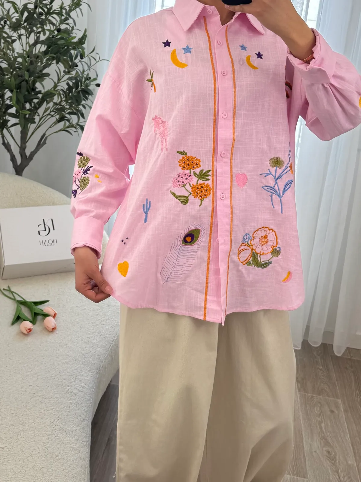 Chemise Rose Brodée