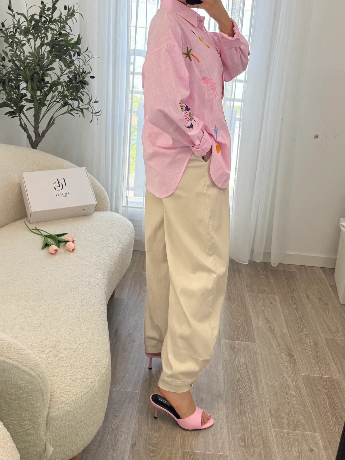 Chemise Rose Brodée