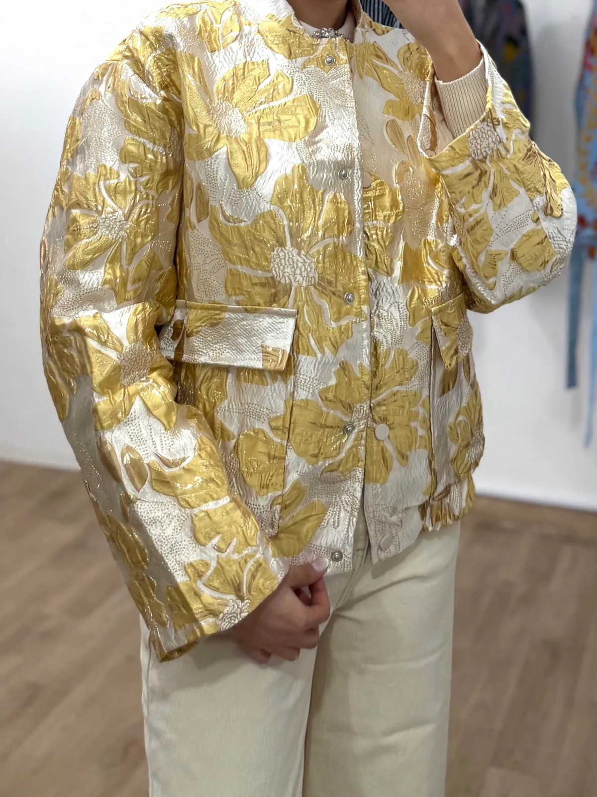 Veste Jacquard Dorée Fleurie