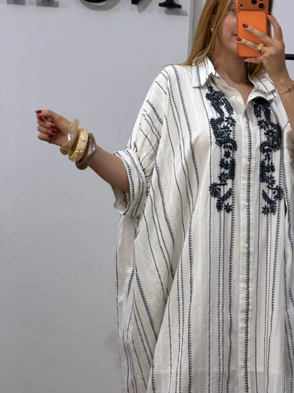 Robe Azur Brodée