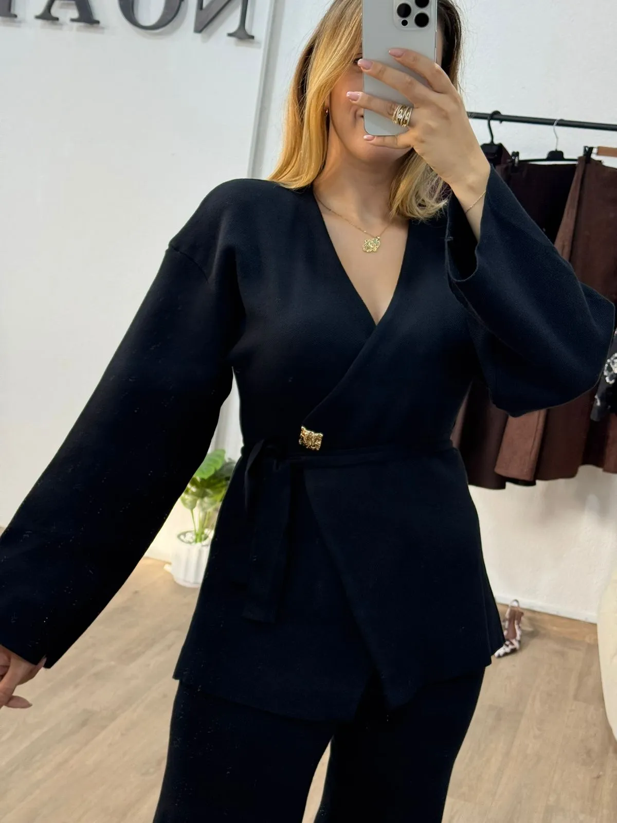 Ensemble Noir Élégance Dorée