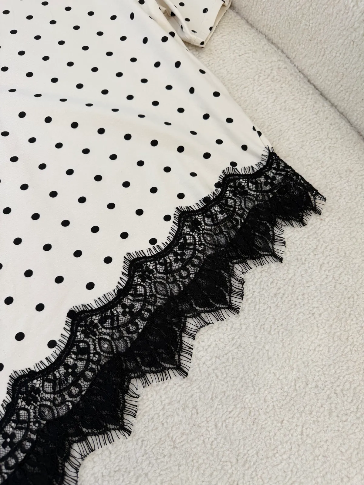 Top Pois Dentelle