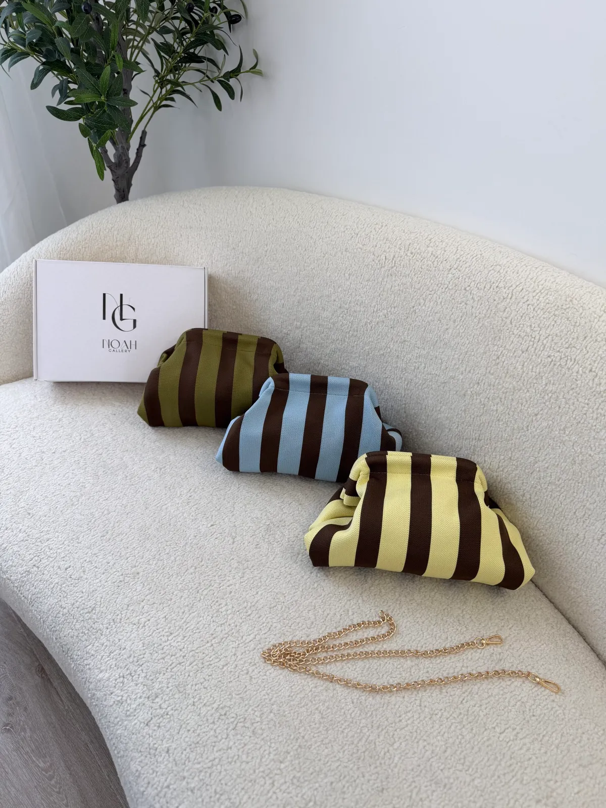 Pochette Rayée Chic
