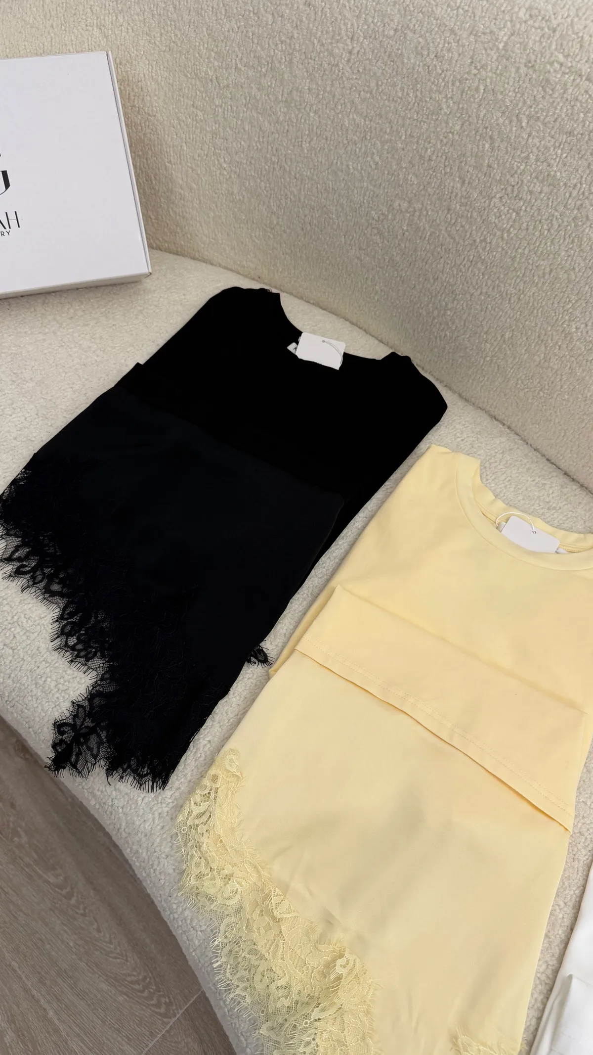 Pull t-shirt dentelle