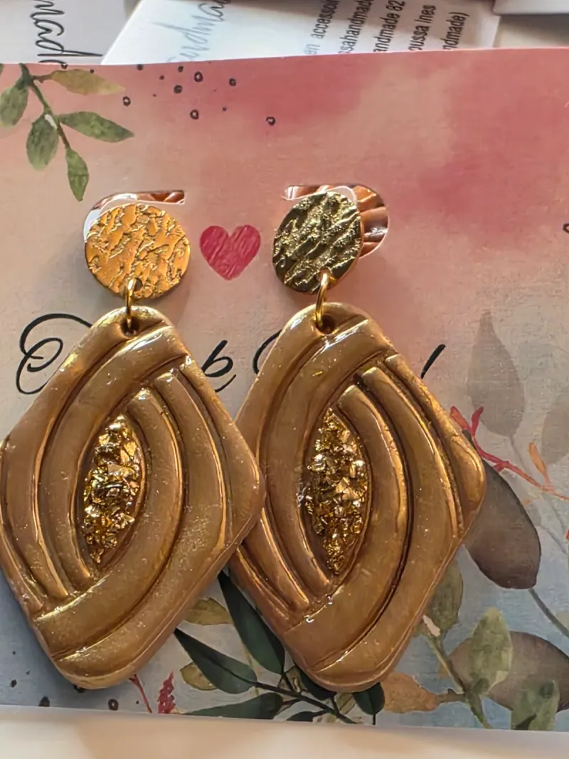 Boucle  d'oreille fais mains
